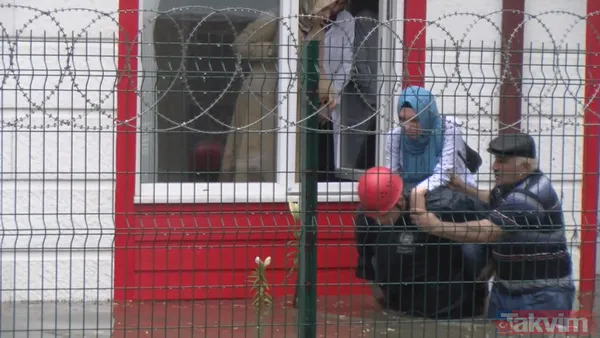 Meteoroloji uyarmıştı! Pendik'te araçlar mahsur kaldı, trafik durdu - 1