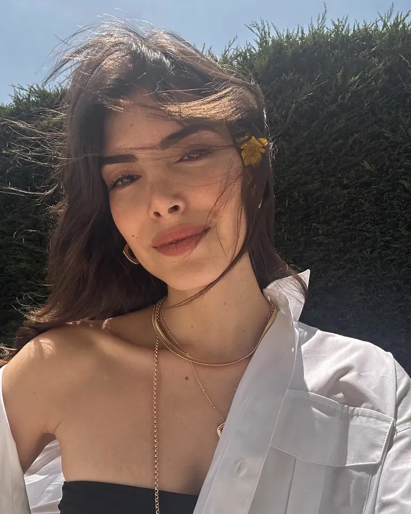 deniz-baysaldan-sosyal-medya-dayatmasina-rest-1771926190699.jpg Deniz Baysal’dan sosyal medya dayatmasına rest-7