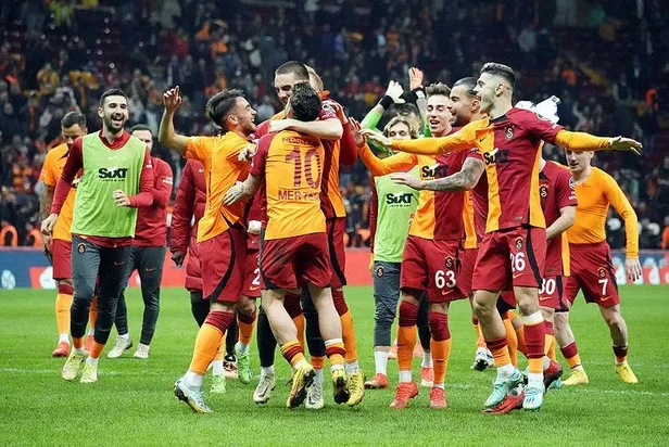 ‘Yerli’ El Clasico: Fenerbahçe ile Galatasaray Kadıköy'de karşılaşıyor! Okan Buruk ve Jorge Jesus'un derbi planları belli oldu-7