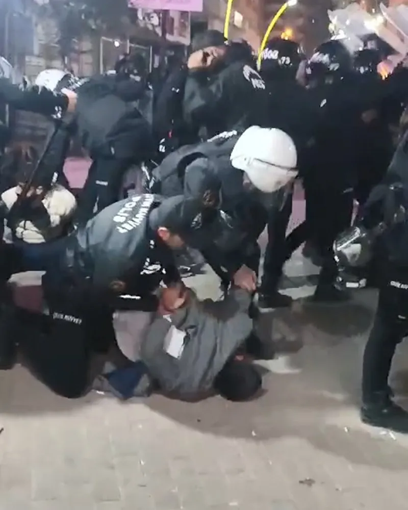 Şırnak'ta izinsiz eyleme izin yok: DEM Parti Şırnak İl Başkanı Abdullah Güngen ve 4 kişi gözaltına alındı!-4