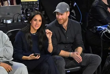 Meghan Markle’ın WhatsApp’ta numarası sızdırıldıktan sonra dönemin ikinci günü okul değiştirmişlerdi...Prens Harry’den çocuklarının yeni okuluna dair ilk açıklama!