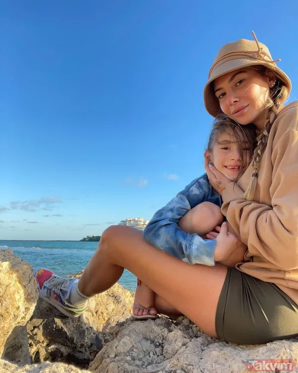 Şeyma Subaşı ile Meedo yine dudak dudağa! Sınır tanımadı paylaştı tepkiler çığ gibi büyüdü: Kızın bunu görünce hiç utanmayacak mısın? - 5