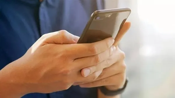 telefon-dolandiricilarinin-son-kurbani-ic-mimar-oldu-ayni-taktikle-350-bin-lira-kaptirdi-1650520841323.jpeg Telefon dolandırıcılarının son kurbanı iç mimar oldu! Aynı taktikle 350 bin lira kaptırdı-4