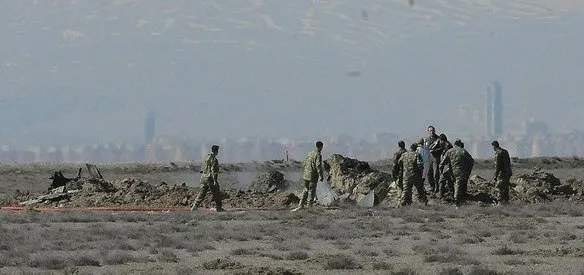 Konya'da askeri bir uçak düştü. Planlı eğitim uçuşu için kalkan F-4E 2020 uçağının, Konya Atış Sahasında kaza kırıma uğradığı, Kurmay Yüzbaşı Pilot Mustafa Tanış ile Kurmay Yüzbaşı Pilot Mustafa Delikanlı'nın şehit olduğu bildirildi