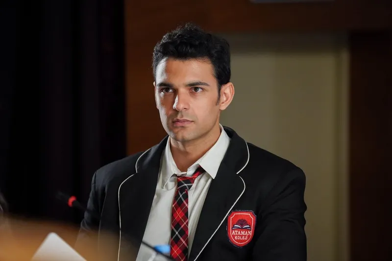 kardeslerim-128-bolumde-heyecan-dorukta-omer-susenden-vazgecmiyor-1715330450994.jpg Kardeşlerim 128. bölümde heyecan dorukta: Ömer Süsen’den vazgeçmiyor!-4