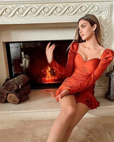 Yasemin Şefkatli, hasta yatağında da boş durmadı: Instagram'dan reklam yağmuruna tuttu-5