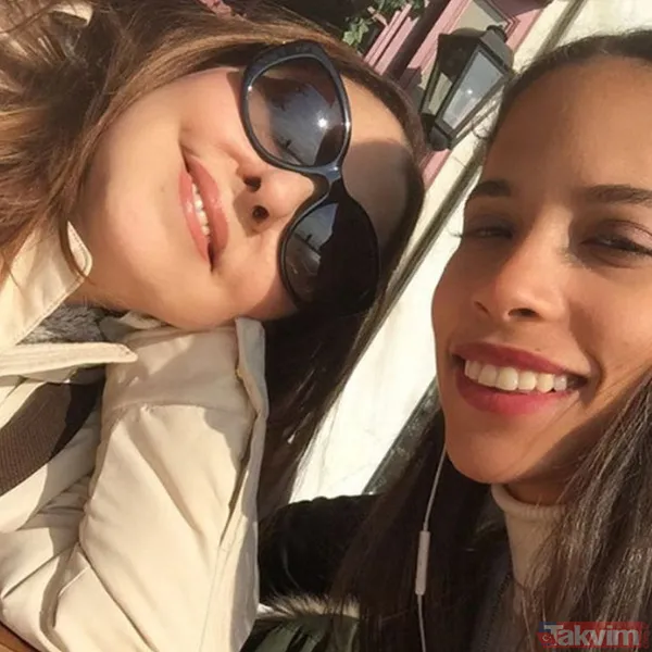 Nilüfer Ve Kızı Ayşe Nazlı