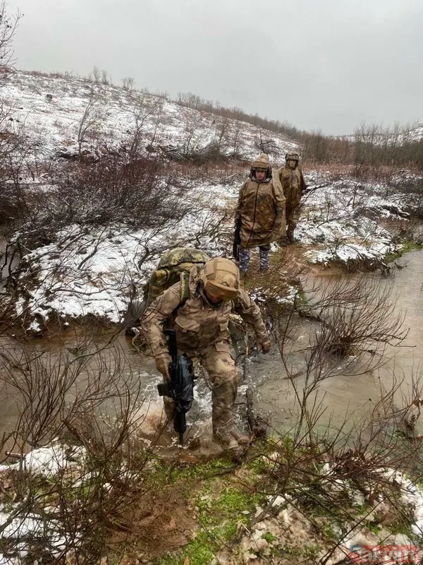 SON DAKİKA: Diyarbakır'da 1130 personelin katılımıyla Eren Kış-31 J.Uzman Çvş. Mehmet Çelik operasyonu başlatıldı - 9