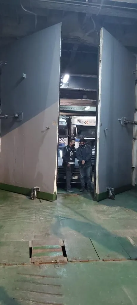 son-dakika-kktcde-yakalanan-fetocu-ahmet-yigit-turkiyeye-getirildi-1611828918789.jpeg SON DAKİKA: KKTC'de yakalanan FETÖ'cü Ahmet Yiğit Türkiye'ye getirildi-7