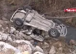 Ankara'da otomobil dereye uçtu