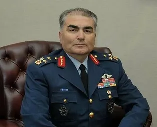 Ya kendinin farkında değil ya da partinin