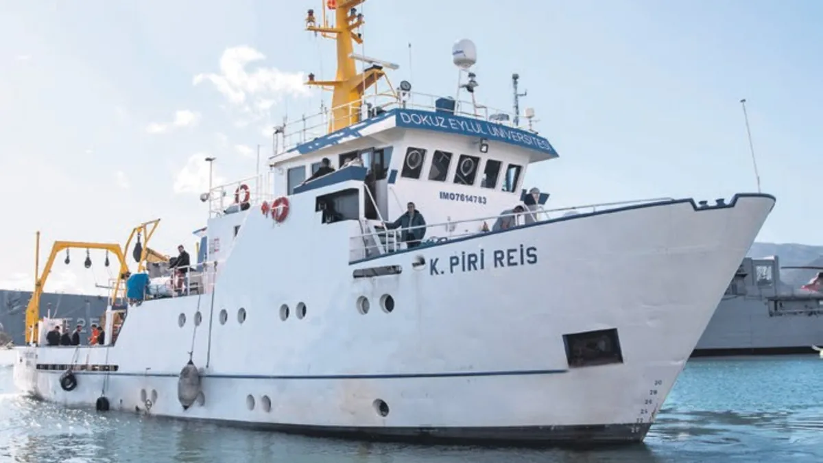 "Koca Piri Reis" Ege'de! Yunanistan rahatsız