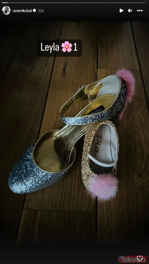 Sinem Kobal'ın kızı Leyla'yla anne-kız kombini sosyal medyayı salladı! Sinem Kobal ile Kenan İmirzalıoğlu'nun kızları Leyla 1 yaşında - 5