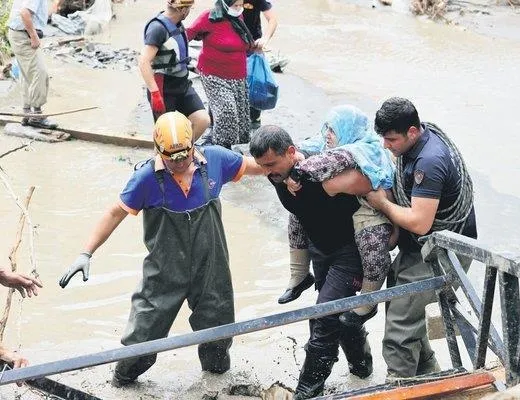 Alnından öpülesi kahramanlar