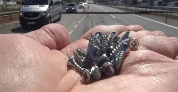 Silivri’de vida kabusu! Çok sayıda aracın lastiği patladı | D-100’de trafik 2 saat kilitlendi