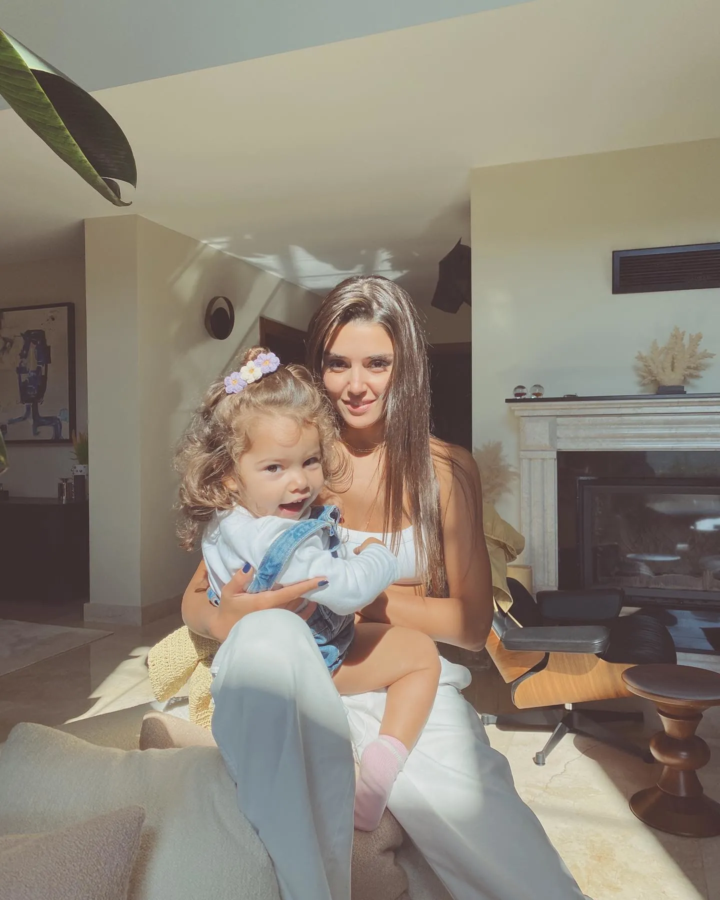 Suskunluğunu bozan Hande Erçel’den çok konuşulacak açıklamalar: Hayat bana borçlu gibi hissediyorum! - 11