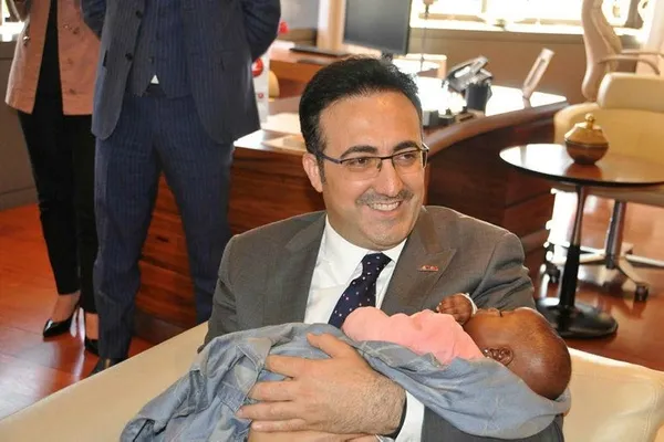 THY uçağında doğan Kadiju bebek Türkiye'de-2
