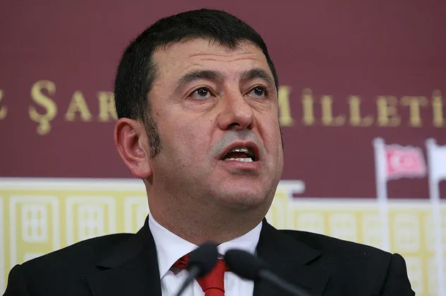 CHP'li Veli Ağbaba'nın korona iftirası elinde patladı! İBB Mezarlıklar Daire Başkanı Ayhan Koç Ağbaba'yı yalanladı!