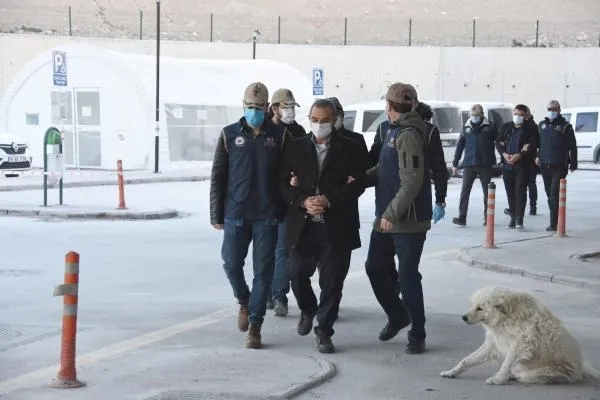Son dakika: Eskişehir’de PKK'nın cezaevi yapılanmasına operasyon! HDP eski il başkanı gözaltında-2