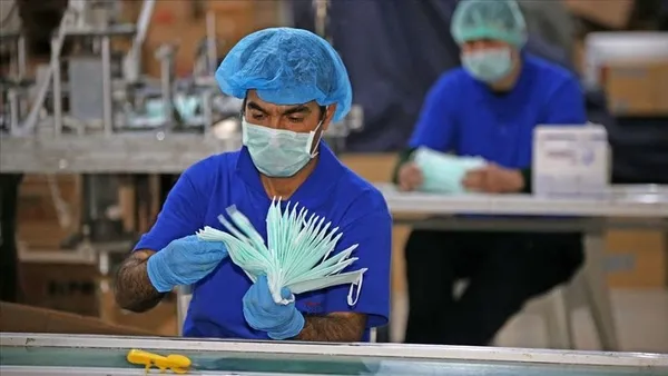 son-dakika-18-ilde-artik-maskesiz-sokaga-cikilamayacak-istanbul-ankara-izmirde-maskesiz-sokaga-cikmak-yasak-mi-1589536608481.jpg Son dakika: 19 ilde artık maskesiz sokağa çıkılamayacak | İstanbul, Ankara, İzmir'de maskesiz sokağa çıkmak yasak mı?-3