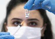 Kanser tedavisi görenler koronavirüs aşısını ne zaman yaptırmalı?