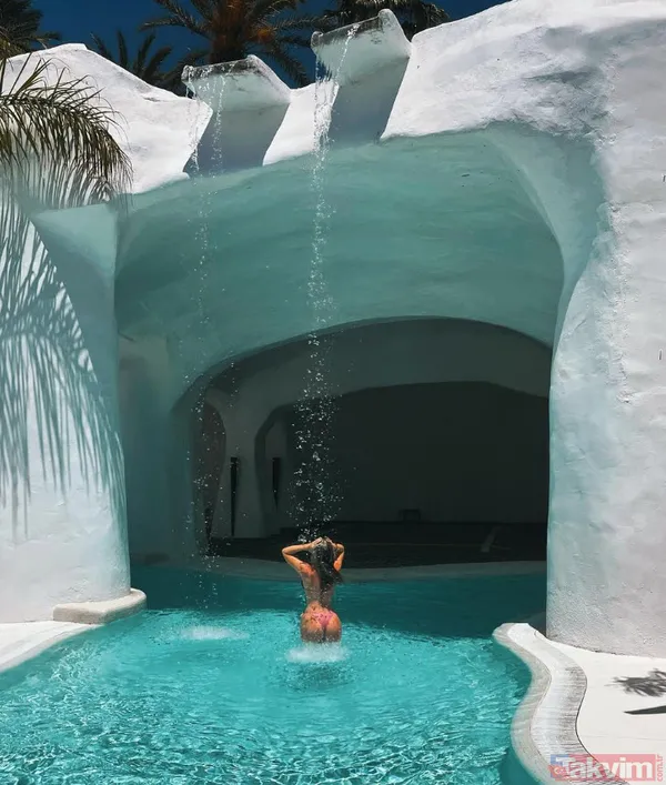 İrlandalı Güzelin Havuz Fotoğraflarına Takipçilerinden Beğeni Yağdı.