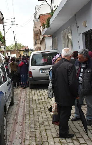 Elleri ve ayakları bağlanarak öldürüldü