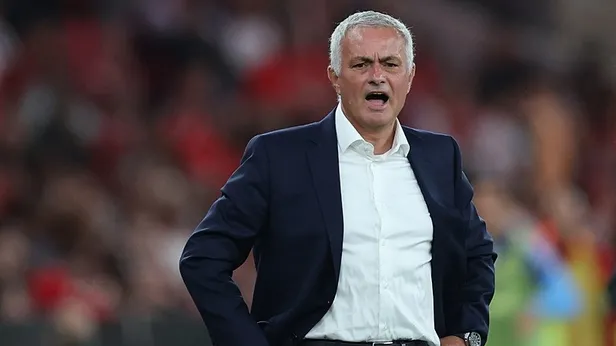 Jose Mourinho Portekizde ortalığı karıştırdı