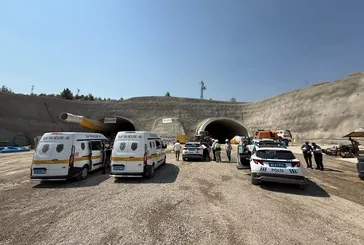 Gaziantep Dülük-OSB Tüneli’nde iskele esnedi: Betonu sabitleyen demirler işçileri sıkıştırdı, 1 işçi hayatını kaybetti