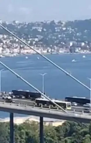 15 Temmuz Şehitler Köprüsü'nde metrobüs arızası!