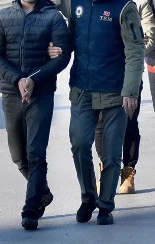 Firari FETÖ'cülere operasyon: 20'si yakalandı