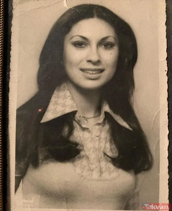 Müge Anlı da lepiska saçlarıyla '20'li yaşlar challenge' akımına uydu! Güzelliğiyle mest eden Müge Anlı'nın gençliği ve Esra Erol... - 26