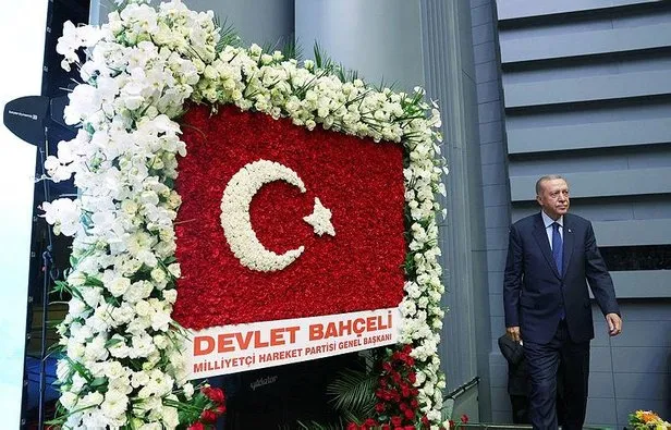 ak-parti-22-kurulus-yil-donumu-programinda-samimi-anlar-1692896404251.jpeg