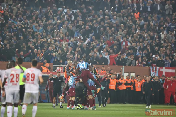 Trabzonspor taraftarı şampiyonluğu kutluyor! Renkli görüntüler... - 40