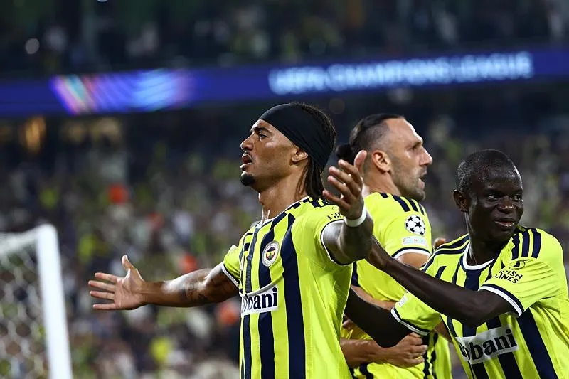 fenerbahce-gaziantep-deplasmaninda-ismail-kartaldan-10-numara-surprizi-1789366759590.jpeg Fenerbahçe Gaziantep deplasmanında! İsmail Kartal'dan 10 numara sürprizi-5