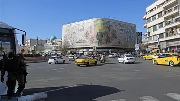 Tahran'da sokaklar karıştı! ABD İran'da darbe mi yapacak?