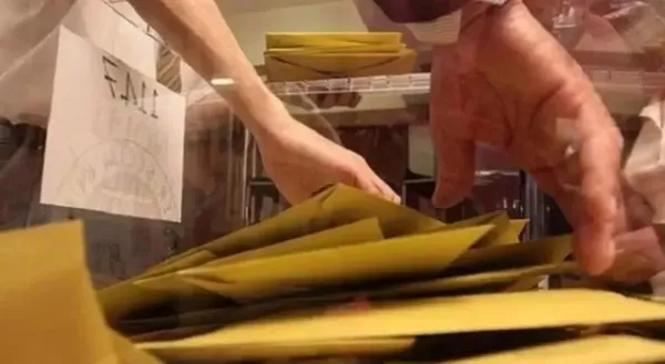 oy-kullanacak-afetzedelerin-dikkatine-adres-beyaninda-bugun-son-gun-1679032072530.jpeg Oy kullanacak afetzedelerin dikkatine: Adres beyanında bugün son gün!-2