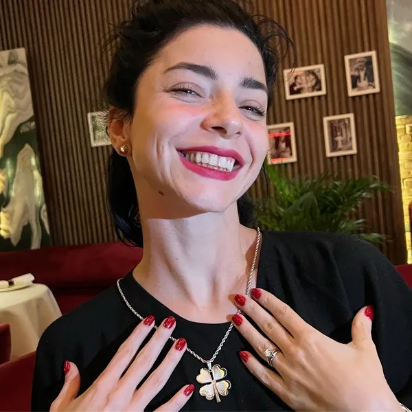 merve-bolugur-senelerdir-bu-insanlar-ustume-geliyor-deyip-isyan-etti-bundan-sonraki-hamlesini-acikladi-sosyal-1669153427847.jpg Merve Boluğur “Senelerdir bu insanlar üstüme geliyor” deyip isyan etti! Bundan sonraki hamlesini açıkladı! Sosyal medya onu konuştu-8