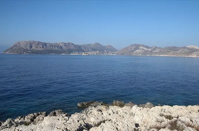 AA ekibine Meis'te skandal tehdit! Pasaport bilgileriyle açık hedef gösterdiler