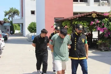 Adana’da sahte hocalara operasyon! ’Büyü bozma’ vaadiyle dolandırıcılığa 4 tutuklama