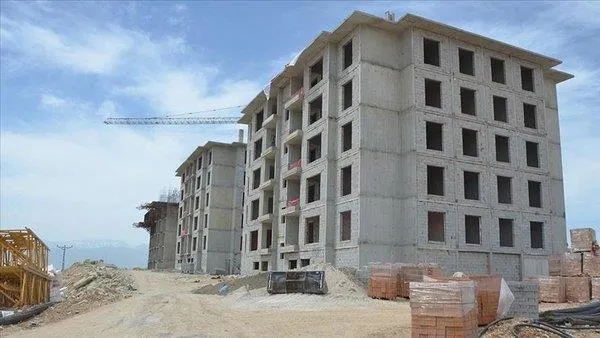 Bakan Özhaseki tarih verdi: Deprem bölgesine müjde! 1 ay içinde 50 bin kadar konutu teslim edeceğiz-3