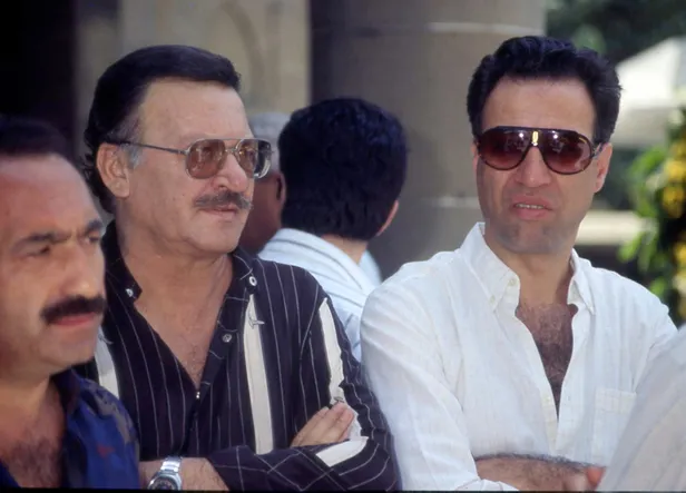 kartal-tibet-kimdir-kartal-tibet-kac-yasinda-neden-oldu-hangi-filmlerde-oynadi-yonettigi-filmler-1625205046320.jpg Kartal Tibet kimdir? Kartal Tibet kaç yaşında, neden öldü, hangi filmlerde oynadı? Yönettiği filmler...-3