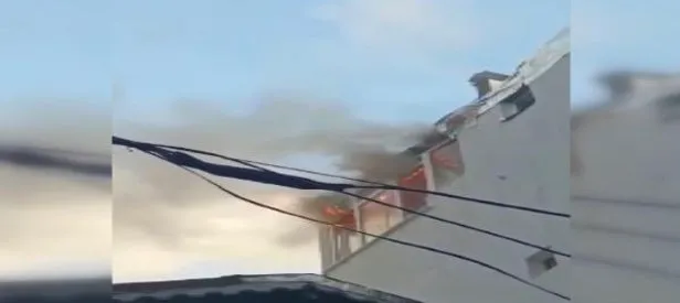 Mangal yakmak isteyen aile evi yaktı