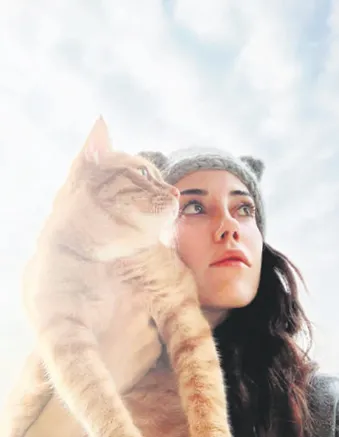 Cansu Dere önceki gün kural bozdu! "Arkadaşlık" notu düşerek paylaştı... - 1