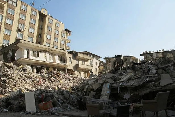 Kahramanmaraş merkezli depremlerde yıkılan binalarla ilgili soruşturmalarda 120 şüpheli tutuklandı-5