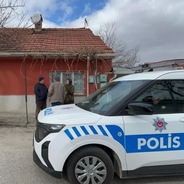 Ölen yaşlı adamı fareler yedi!