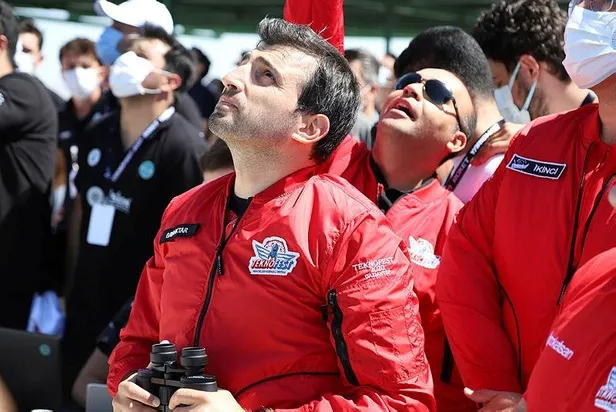 Selçuk Bayraktar'dan gençlere "Özdemir Bayraktar Milli Teknoloji Burs Programı" çağrısı-5