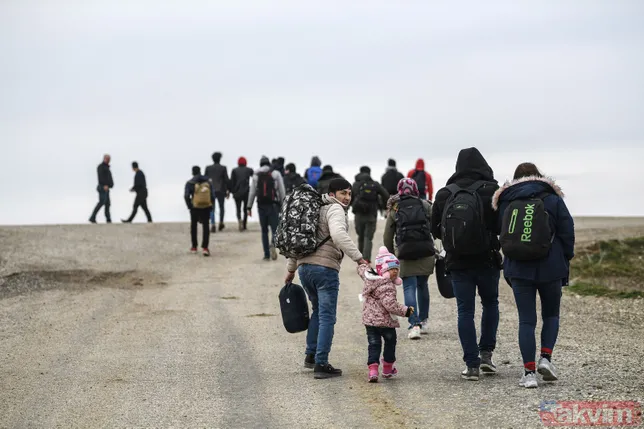 Mülteciler akın akın Yunanistan'a gidiyor! Meriç Nehrini yüzerek geçtiler