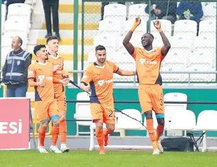 Başakşehir ilk peşinde