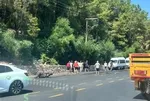 Marmaris İçmeler yolunda minibüsü sollamak isteyen motosiklet araçlara çarptı: 1 ölü 1 yaralı